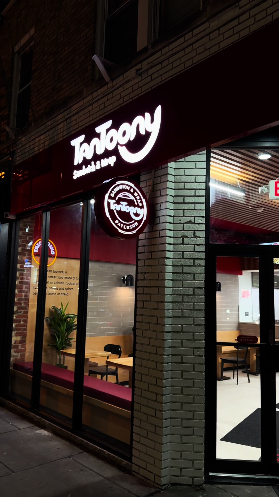 TanToony 📍 1023 Main St, Paterson, NJ 07503 #tantoony #halal #paterson #turkish #streetfood