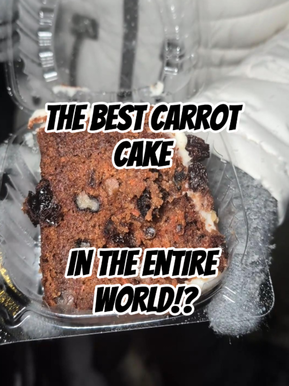Trying the best carrot cakes in the world! @lloydscarrotcake Located at 6087 Broadway, Bronx, NY 10471 #bronx #dessert #nyc #nycfood #foodie