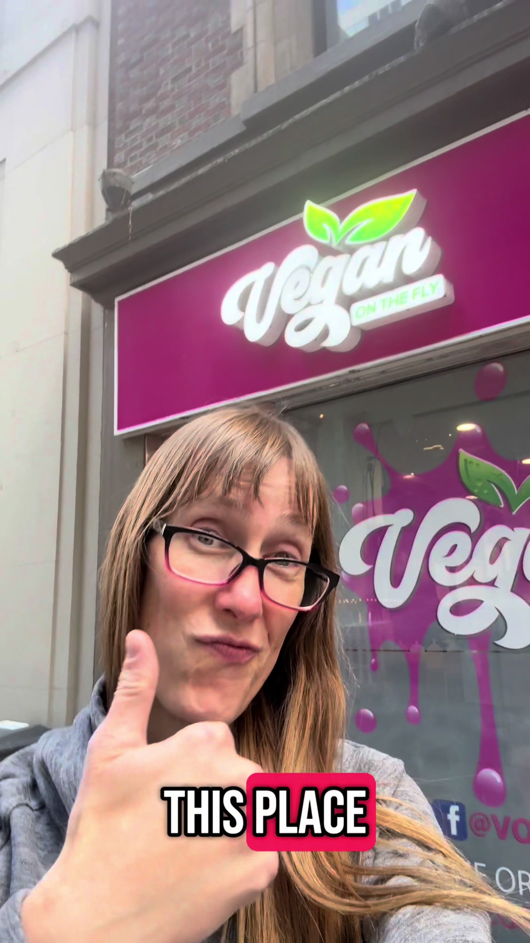 @VEGAN ON THE FLY is my favorite place to eat while I’m walking around New York. What’s your favorite place to it there? #vegan #travel #timesquare #food #gyro 