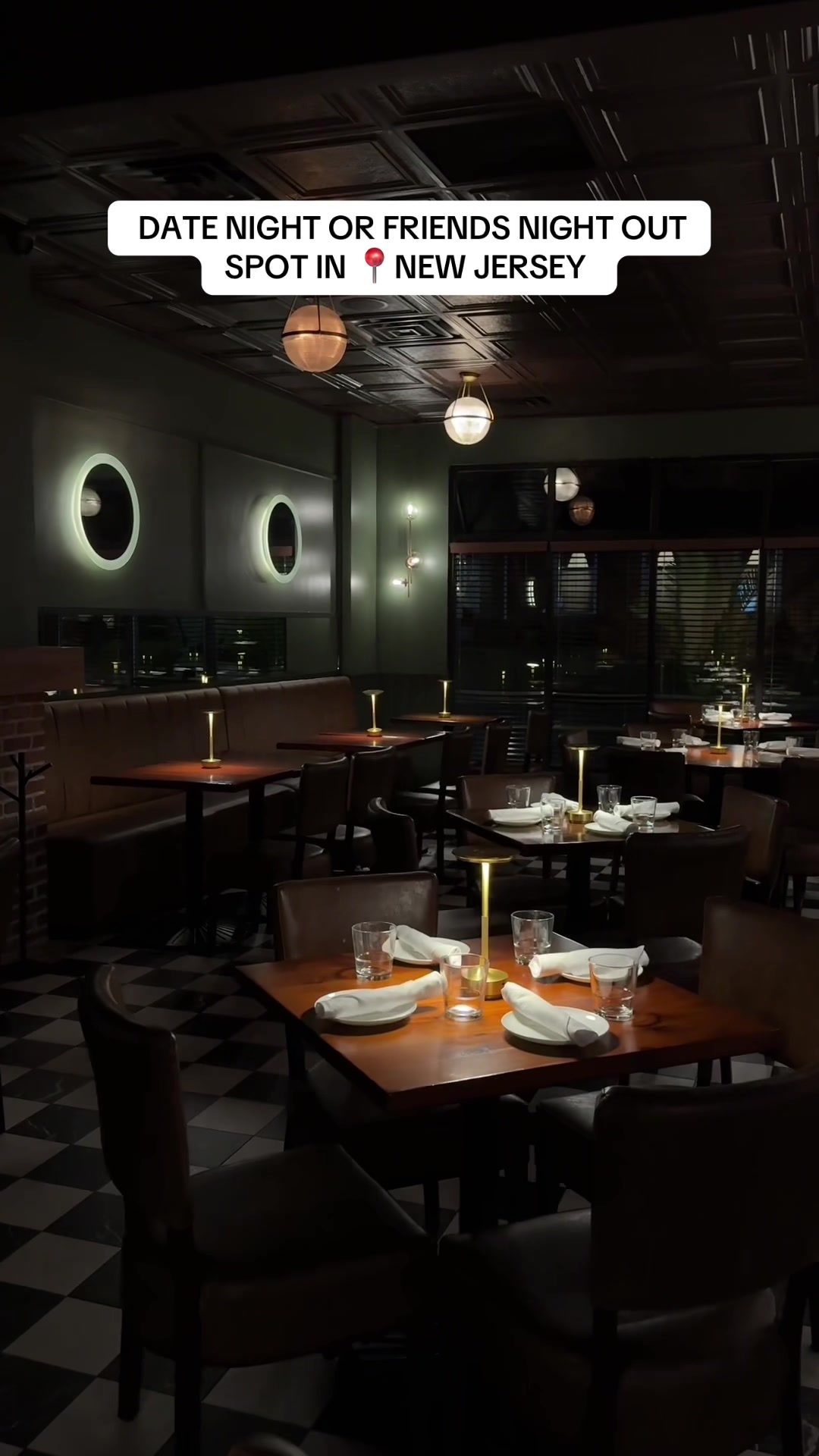 @The Ridge House recently opened in Wood-Ridge, New Jersey and this spot is a vibe! The food is incredible and I cannot wait to come back here again. This is perfect for friends night out or even date night! It’s cozy and comfortable yet moody without being stuffy or uptight! It’s honestly perfect! • #newjersey #njrestaurant #woodridgenj #theridgehouse #njfodie #njeats