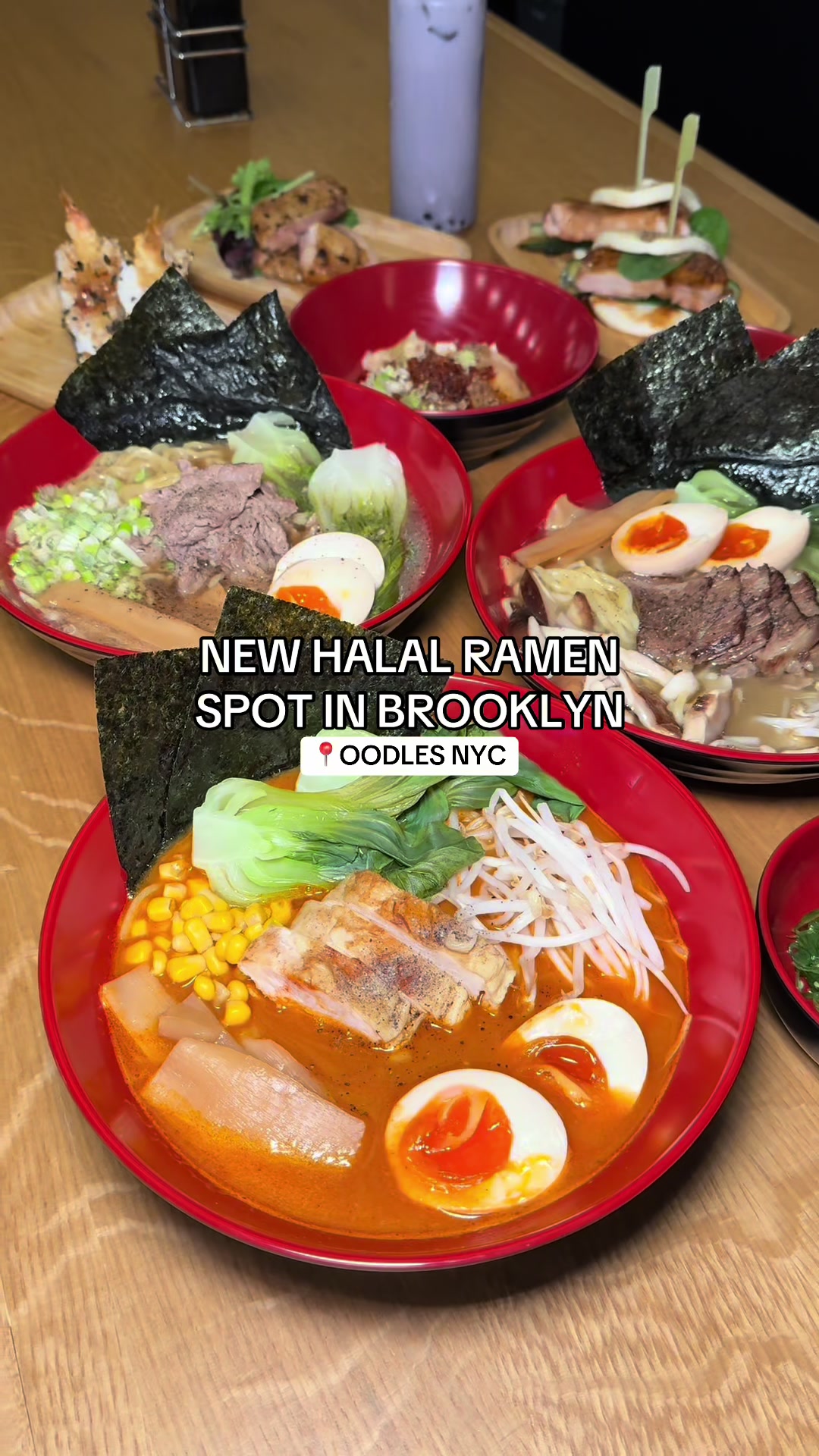Halal Japanese Ramen in Bushwick, Brooklyn! 🍜🇯🇵 📍Oodles 1298 Myrtle Ave, Brooklyn, NY 11221 Items Featured: • Beef Shio Yasai Ramen • Shabu-Shabu Beef Ramen • Curry Chicken Ramen • Shrimp Tempura Onigiri • Yakitori Bao Buns • Ebi Wonton Give it a try & enjoy!