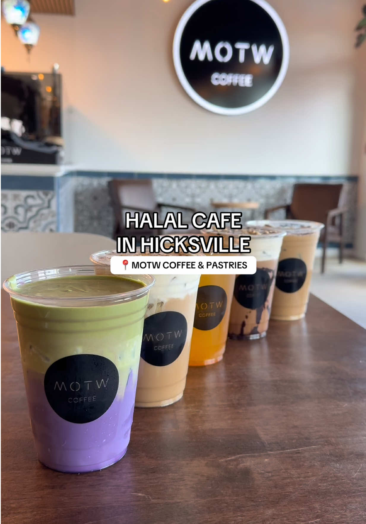 Halal Cafe in Hicksville! ☕️🥐 MOTW Coffee and Pastries 📍 350 S Broadway Units 6 & 7, Hicksville, NY 11801 Items included: -Caramel Avalanche -Strawberry Mango Matcha -Yemeni Chai -Graham Slam Latte -The Golden Drip -Shrek Meets Barney -Passion Potion -Vanilla Romance -Butter Chicken Empanada -Chicken Pot Pie Empanada -Philly Cheesesteak Empanada -Cinnamon Roll -Assorted Baklava -Assorted Muffins Give it a try & enjoy! #nyeats #longislandeats #longislandcafe #halalnyc #fyp